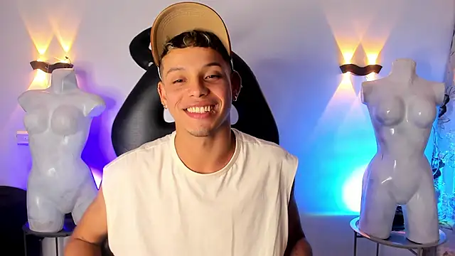 Gael zambrano online show from February 24, 11:49 pm