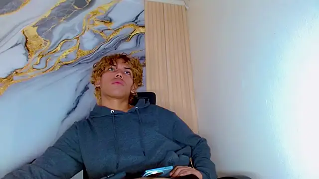 DaviidBuckx  online show from April 5, 2:24 pm