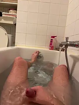 DeN strip online show from March 23, 7:36 am