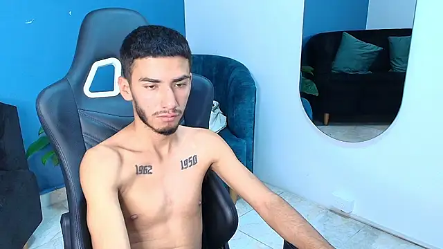 Noah-JONES online show from March 4, 3:57 am