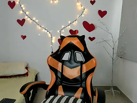 RYAN MYEARZ   online show from February 19, 2:35 pm