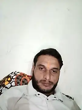 Beinghorny83 online show from March 8, 6:06 am