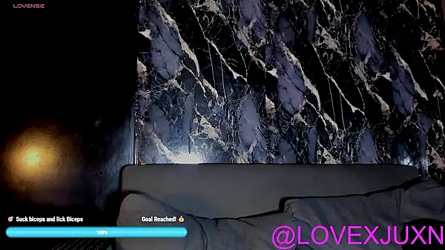 LovexJuxn8 online show from March 24, 9:30 pm