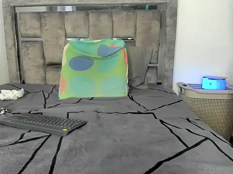 Master Ruthless77 online show from February 19, 2:46 pm