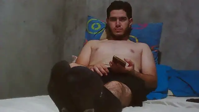 Master 977 online show from February 18, 10:18 pm