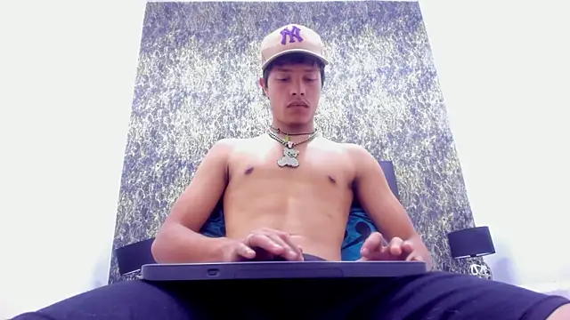 Escanor Hot online show from March 5, 9:11 pm