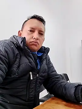 Hachi28 online show from April 11, 12:31 pm