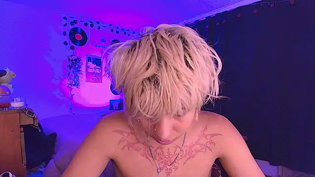 prince oliverr online show from February 18, 10:13 am