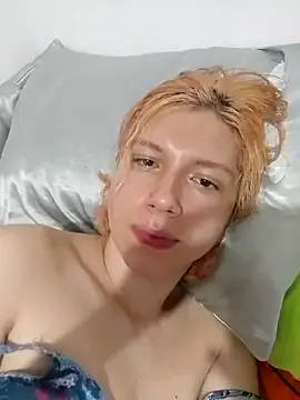 JULESFOX online show from July 18, 9:04 am