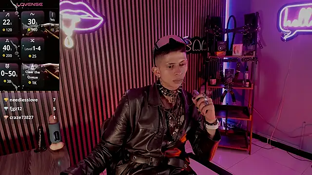 Maximoking26 online show from April 18, 4:36 am