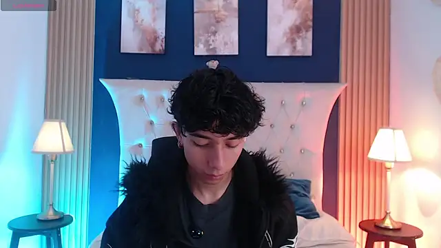 Aiden Rivers  online show from July 8, 1:15 pm