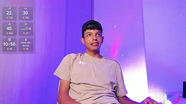 Maxfrost1 online show from March 26, 12:59 am