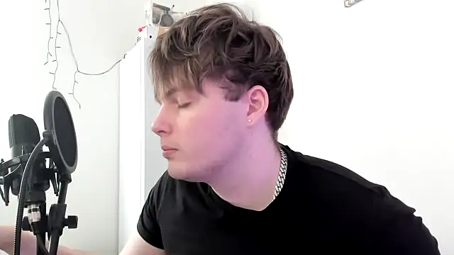  hetero online show from February 25, 12:28 pm