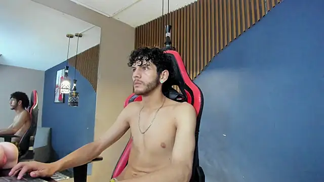 LuckySammer online show from March 4, 6:59 pm