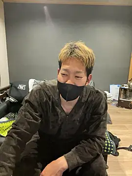 ryuaaaaa online show from April 21, 3:29 pm