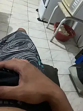 Rikellmee  online show from February 22, 11:17 pm