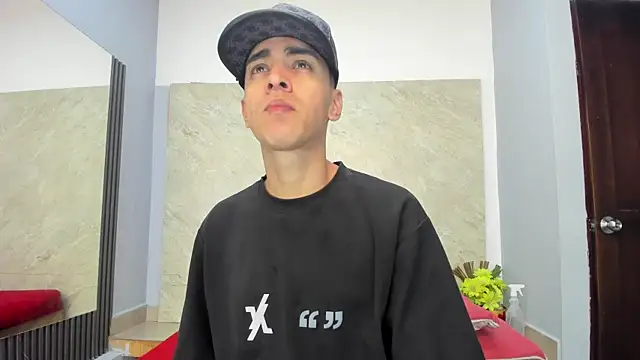 Mick-lollipop online show from April 22, 7:51 pm