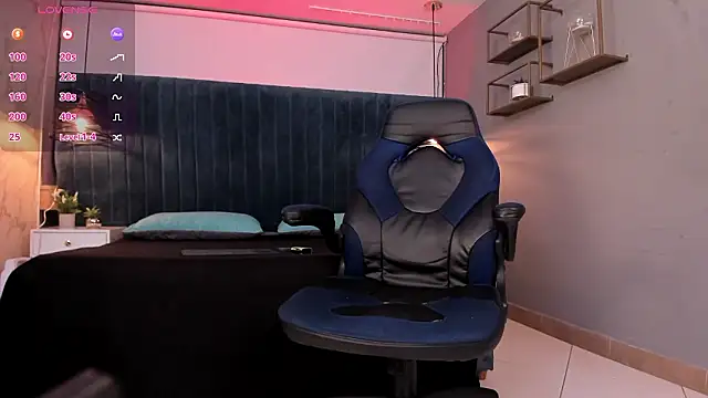 liam es online show from February 25, 2:34 am