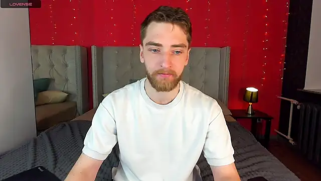 Dexter Raze online show from April 20, 7:00 am