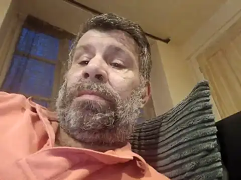 stud2512 online show from April 19, 7:16 pm