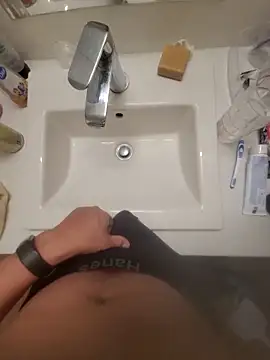 Bouncywarrior online show from February 26, 3:52 am