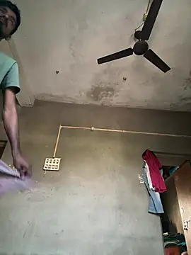 parth73637 online show from March 10, 2:28 am