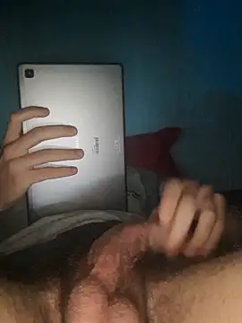 ilcazzone32 online show from April 15, 9:04 pm