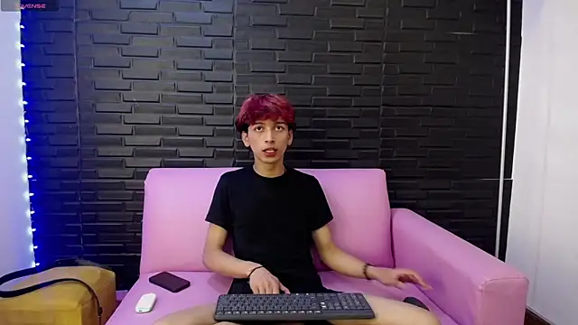 DanteLux online show from February 27, 4:28 pm