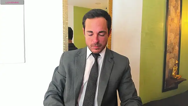 Adams Sanz online show from June 11, 8:40 pm