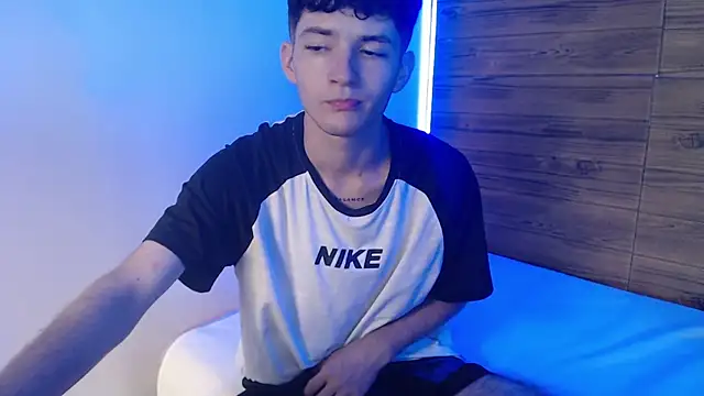 trevor mob online show from April 6, 7:36 pm