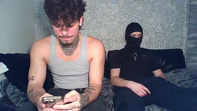 SNAKEARM online show from February 28, 4:33 am