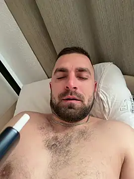 VANYA1997 online show from April 13, 8:26 am