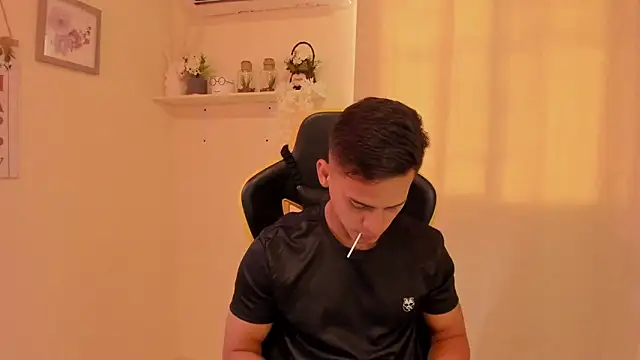 sexy andres01 online show from March 9, 3:28 pm