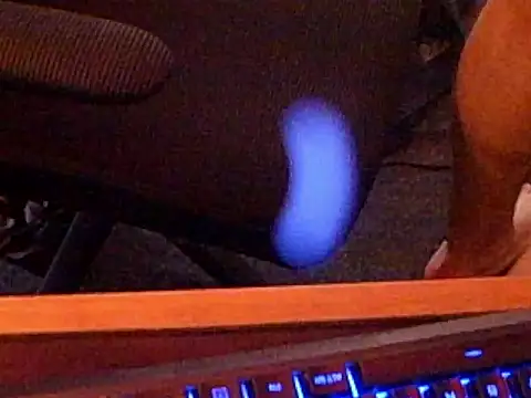 sweetnothing777 online show from April 8, 6:05 pm