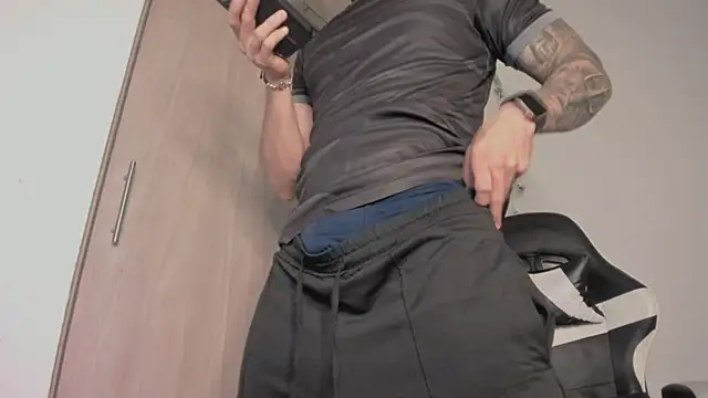 Axel  Blaze online show from March 25, 12:31 pm