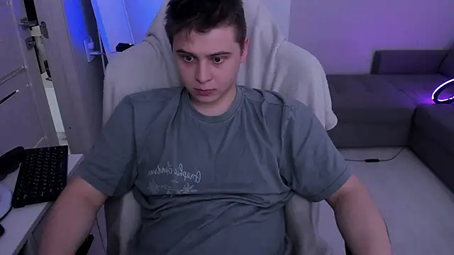 max sm1th online show from March 7, 7:17 am