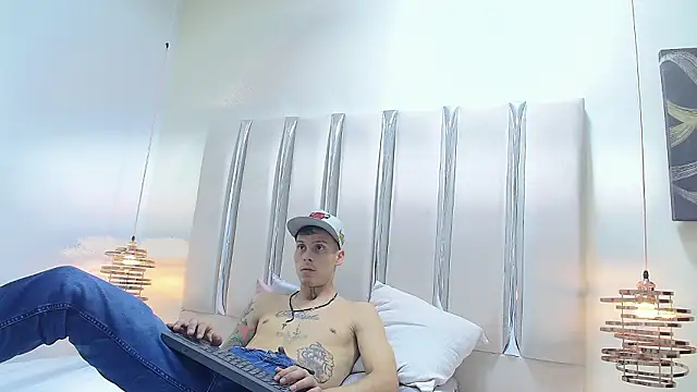 Ethan Wolfe online show from March 5, 5:58 am