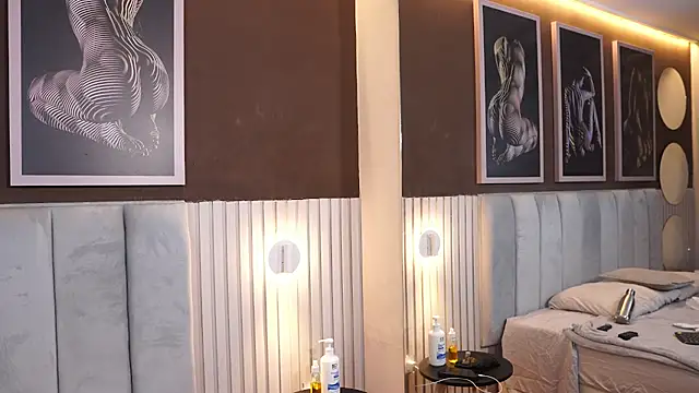 TianBrooks online show from April 7, 7:30 am