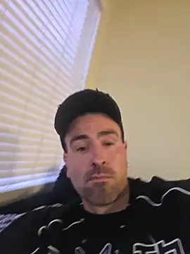 Biggbaddwulf7 online show from April 5, 1:29 pm