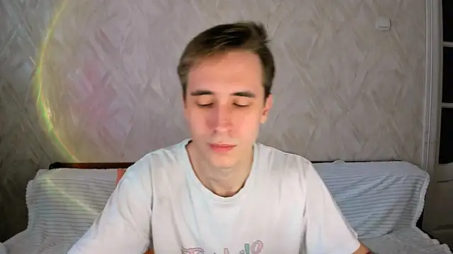 Alfred bucks online show from March 12, 9:17 am