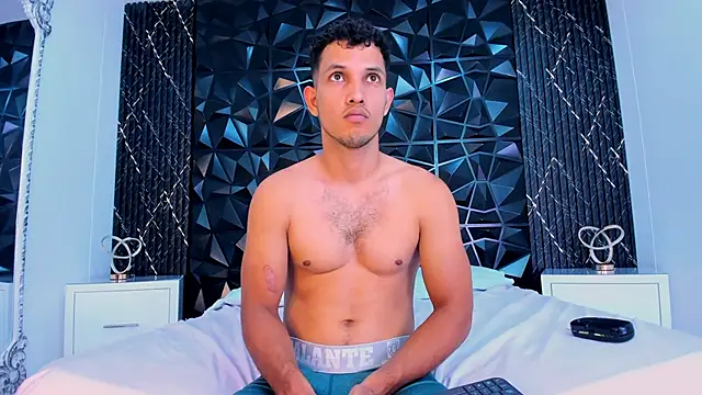 MaxiStanford online show from March 5, 10:06 pm