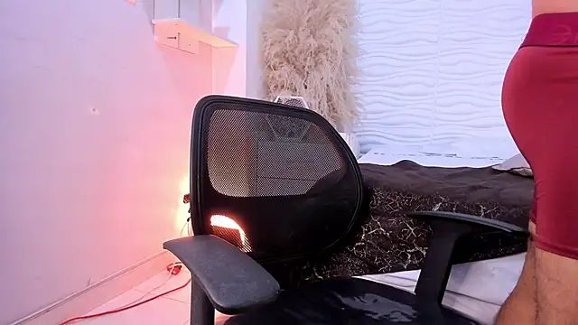 MaxiStanford online show from March 8, 2:04 am