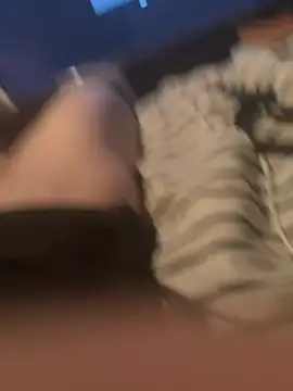 t4zm4ni4c23 online show from March 19, 4:37 am