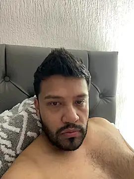 leonartho223 online show from March 2, 3:28 am