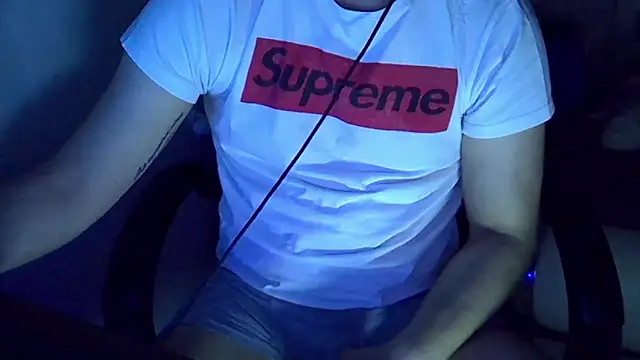 freklogas online show from April 19, 6:10 pm