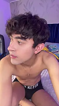 MatthewMoore  online show from March 19, 12:36 am