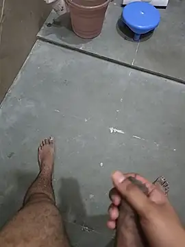 bigbuldgee online show from April 26, 8:12 am