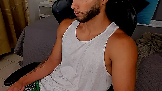 Emmet CollinsJS online show from April 17, 6:49 am