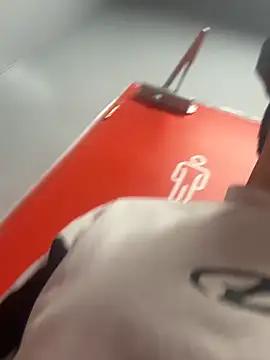 OliverTabordaa online show from April 16, 9:50 pm