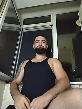 Tommy Porn  online show from July 2, 9:32 pm